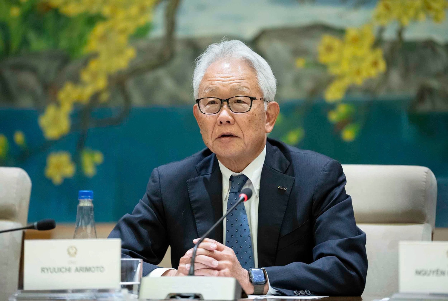 Chủ tịch Tập đoàn Nippon Koei Ryuuichi Arimoto phát biểu