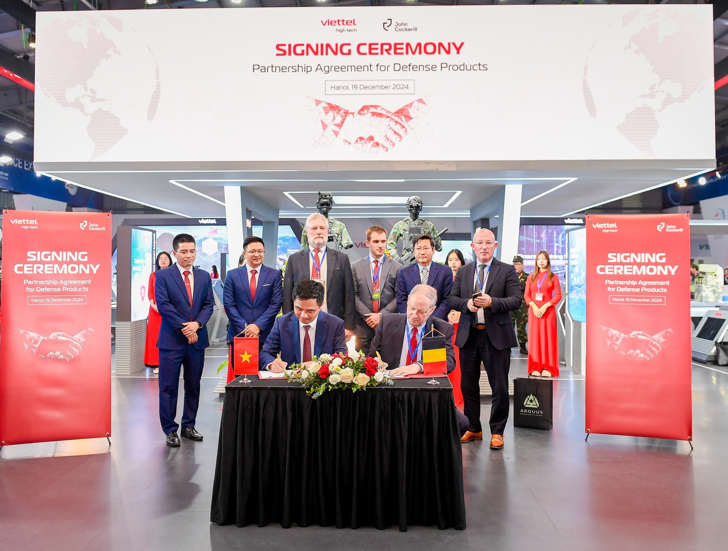 3-viettel-high-tech-hop-ta-cung-john-cockerill-defence-cong-ty-co-tru-so-tai-bi-chuyen-thiet-ke-san-xuat-va-nang-cap-cac-he-thong-vu-khi-da-chuc-nang.jpg
