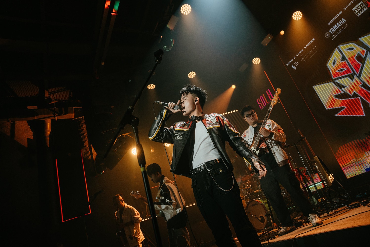 dsc07964-min.jpg
