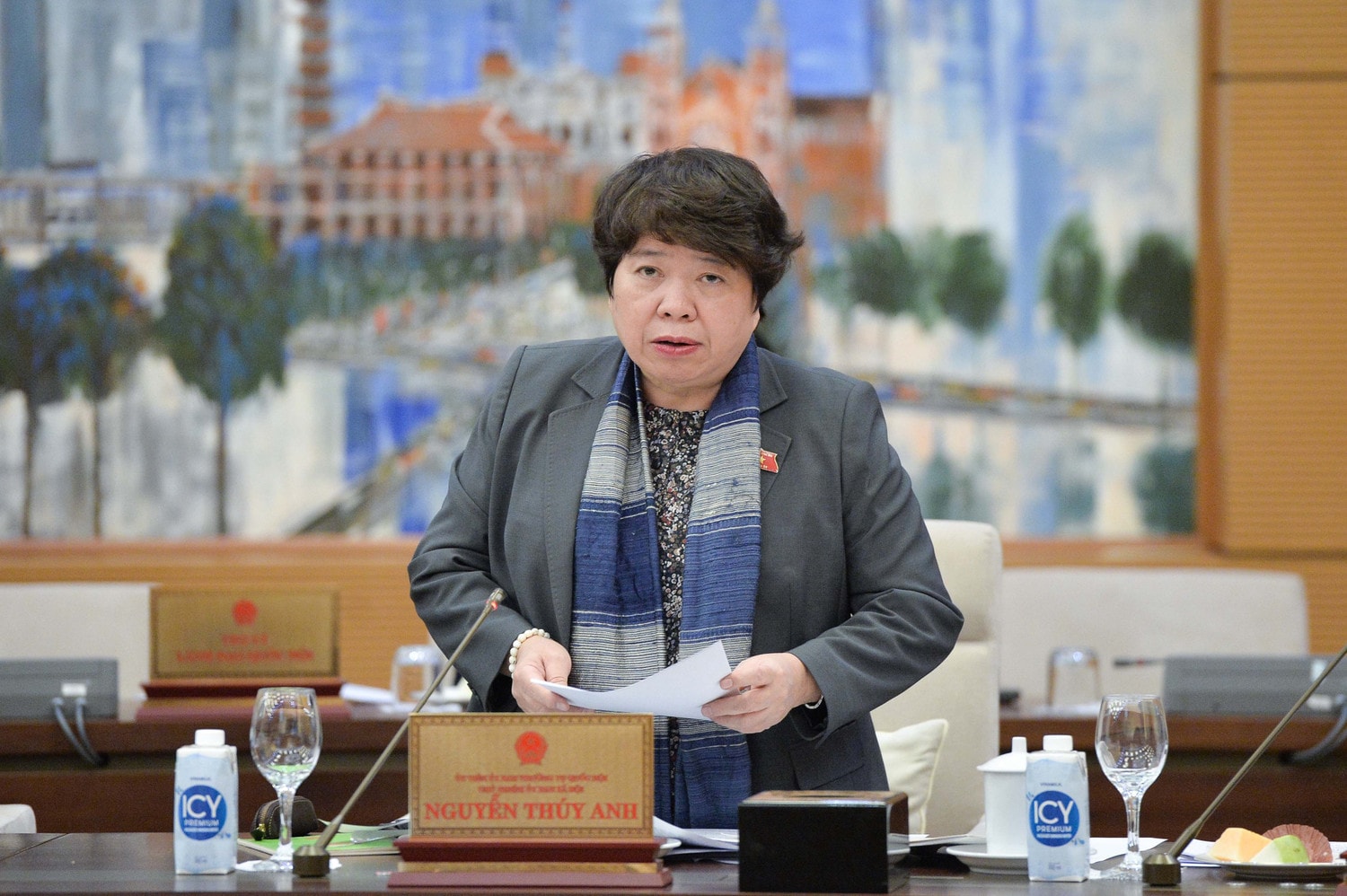 chu-nhiem-uy-ban-xa-hoi-nguyen-thuy-anh.jpg