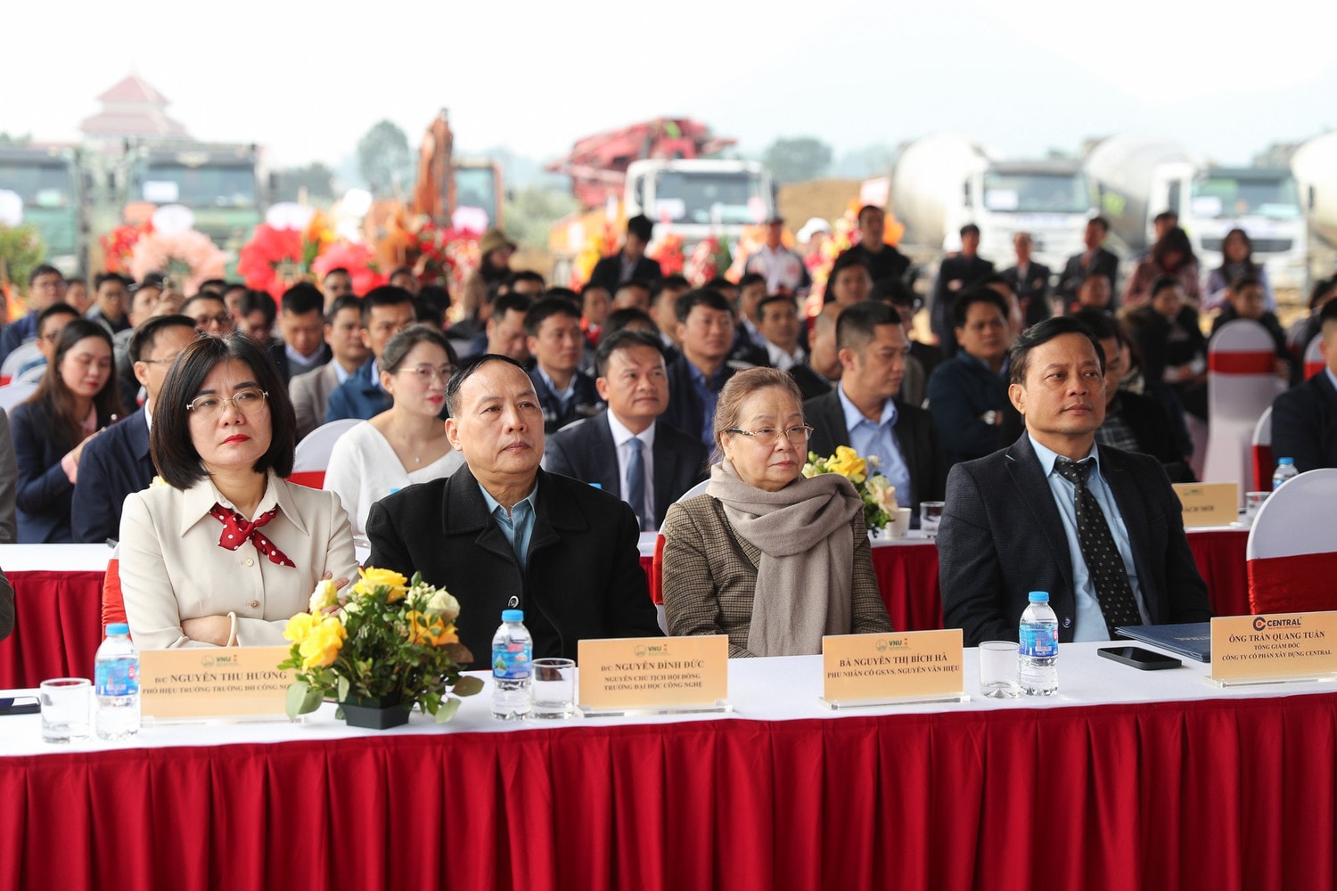 vnu-khoi-cong-xay-dung-truong-dai-hoc-cong-nghe-dhqghn-tai-hoa-lac-12.jpg