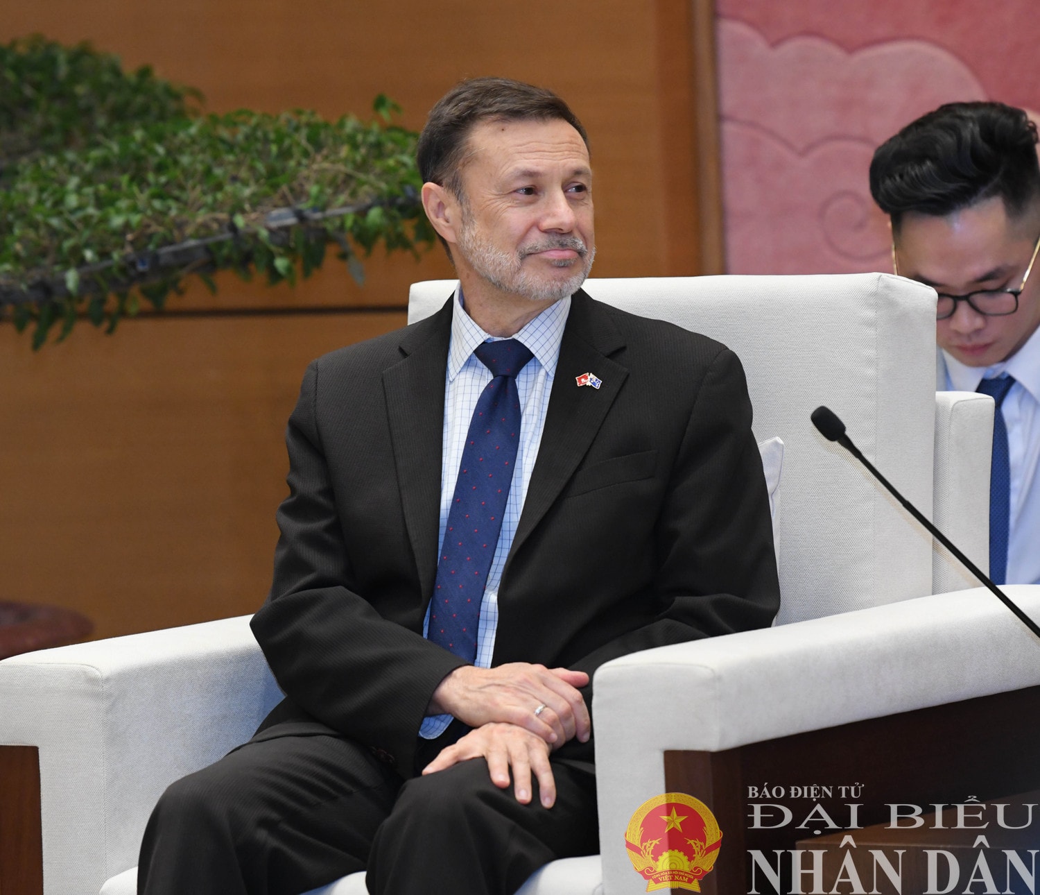 Đại sứ Australia Andrew Goledzinowski phát biểu. Ảnh: Lâm Hiển