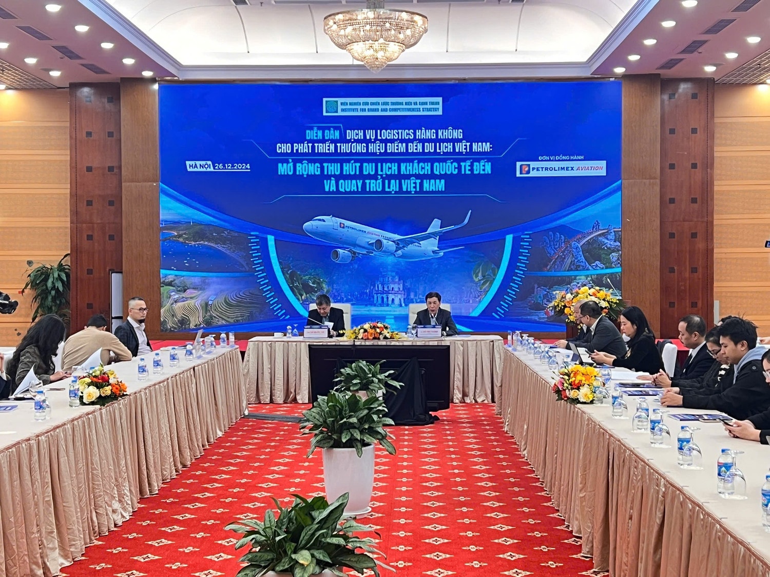 Toàn cảnh diễn đàn. Ảnh: Quang Khánh