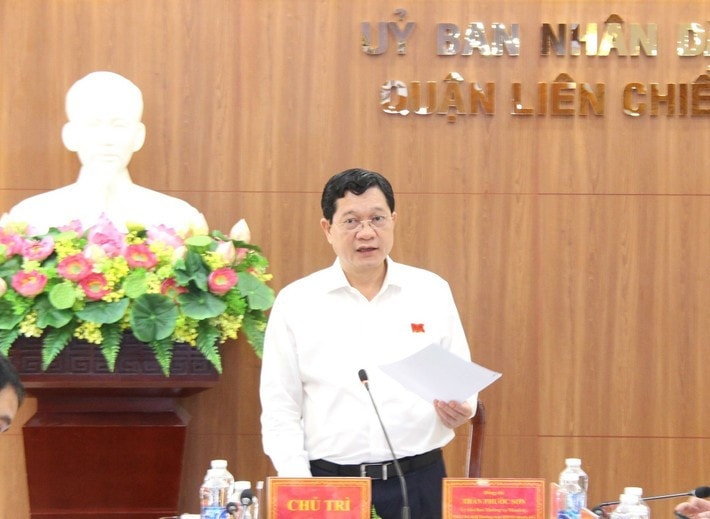 pho-chu-tich-thuong-truc-hdnd-thanh-pho-tran-phuoc-son-phat-bieu-tai-buoi-giam-sat.jpg