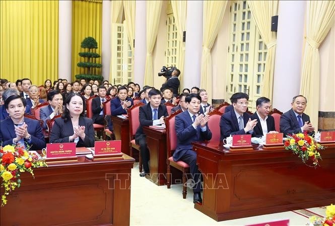 Chủ tịch nước Lương Cường và Phó Chủ tịch nước Võ Thị Ánh Xuân dự Hội nghị tổng kết công tác năm 2024, triển khai nhiệm vụ năm 2025 của Văn phòng Chủ tịch nước. Ảnh: Lâm Khánh/TTXVN