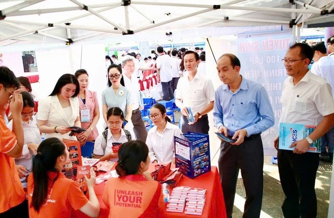 Hà Nội đặt mục tiêu giải quyết việc làm mới cho 169.000 lao động. Ảnh: Ngọc Diễm