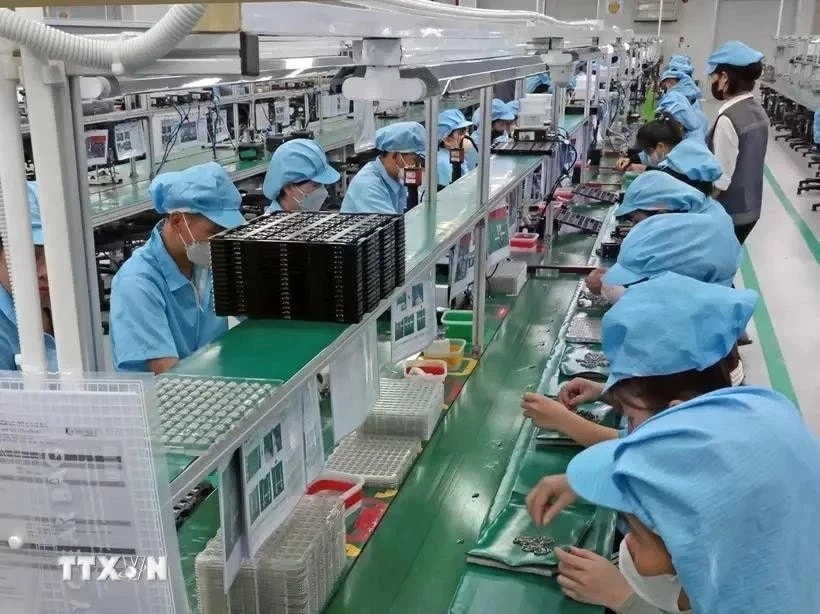 An electronic component production line (Photo: VNA) czech-republic.jpg