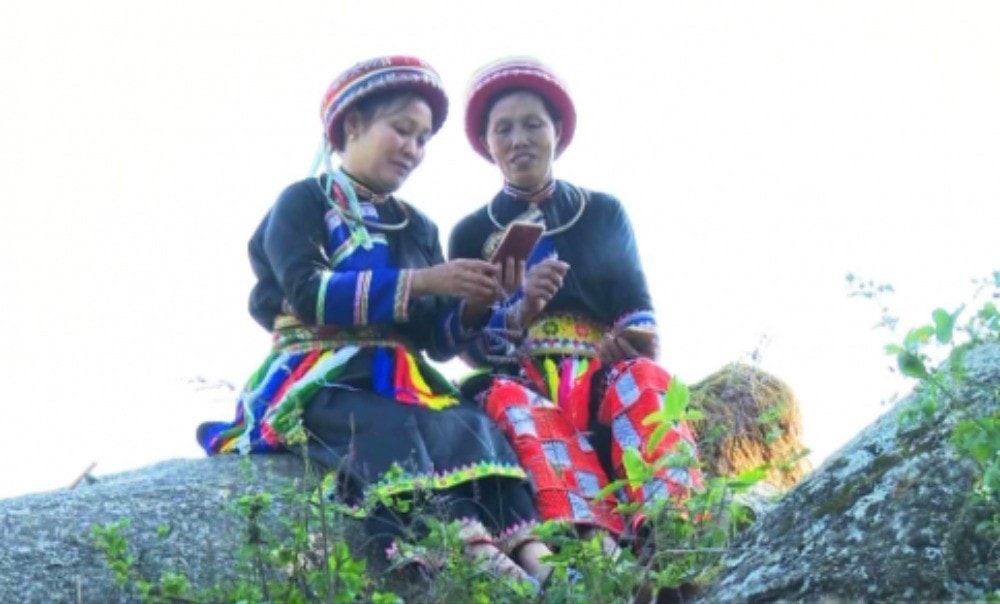 ung-dugn-cntt-cho-dong-bao-dan-toc-7115.jpg