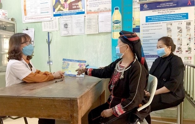Nhiều trạm y tế xã tại vùng đồng bào dân tộc thiểu đạt chuẩn, đáp ứng nhu cầu chăm sóc sức khỏe của người dân.