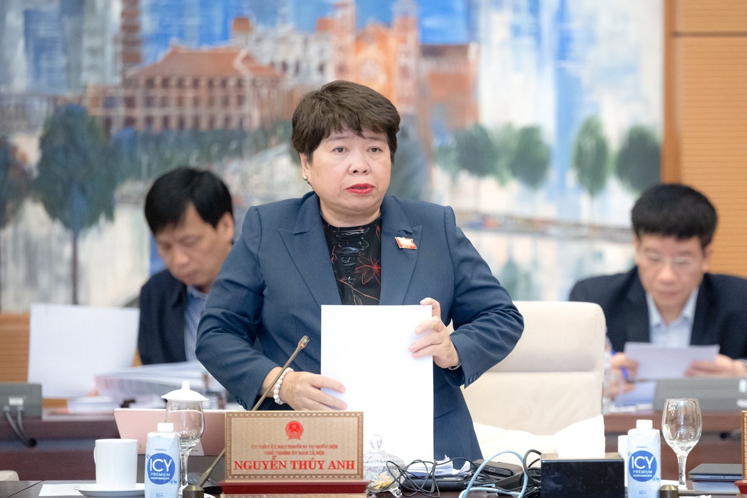 chu-nhiem-uy-ban-xa-hoi-nguyen-thuy-anh.jpg