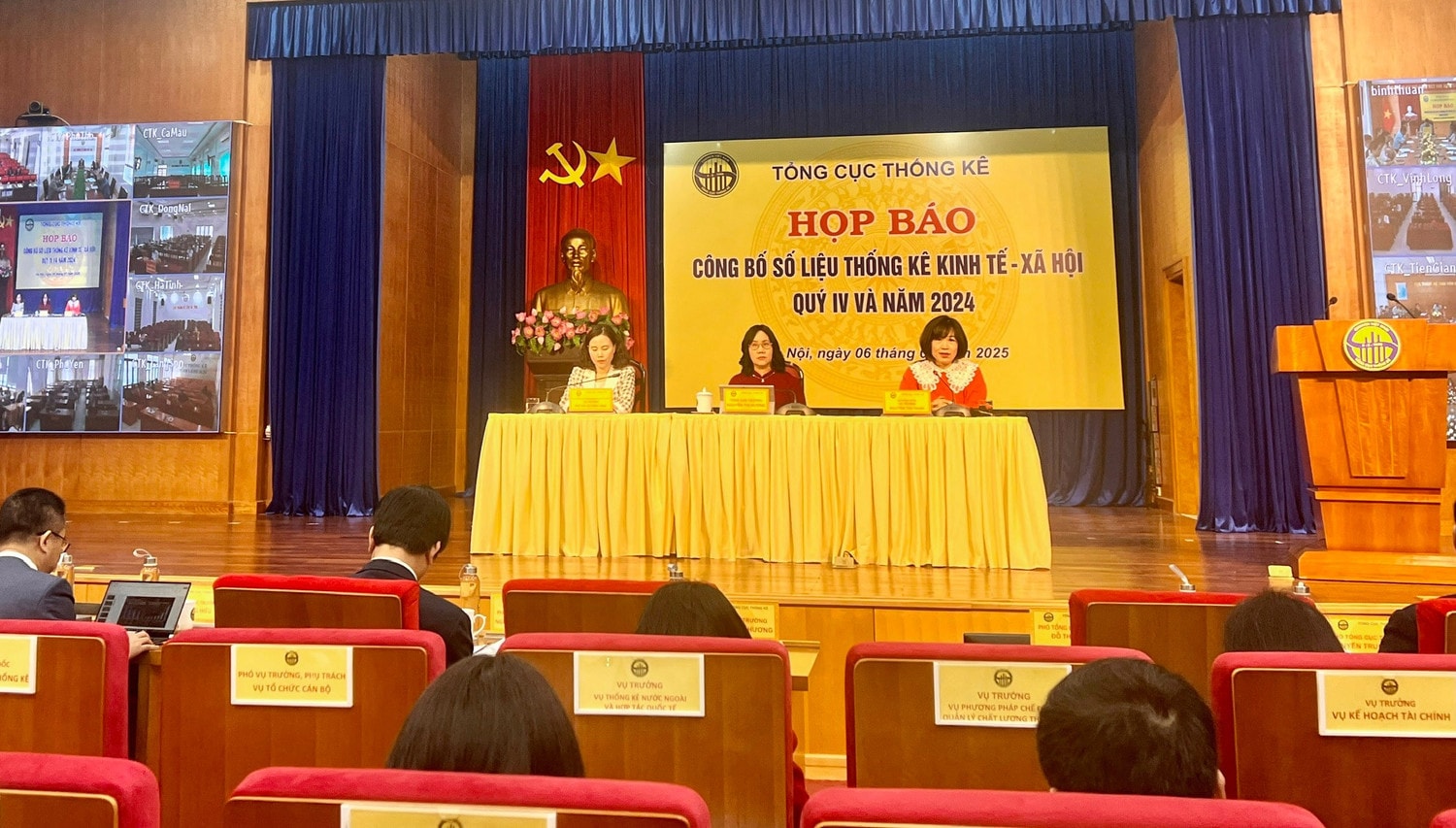 Toàn cảnh họp báo. Ảnh: Vũ Quang