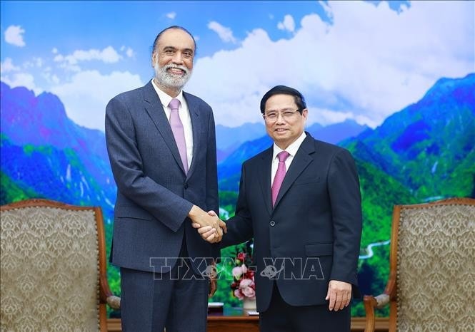 Thủ tướng Phạm Minh Chính tiếp Phó Tổng Thư ký Liên Hợp Quốc Amandeep Singh Gill. Ảnh: Dương Giang/TTXVN