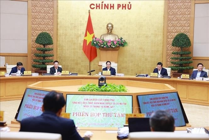 Thủ tướng Phạm Minh Chính chủ trì Phiên họp thứ 8 của Ban Chỉ đạo tinh gọn bộ máy của Chính phủ. Ảnh: Dương Giang/TTXVN