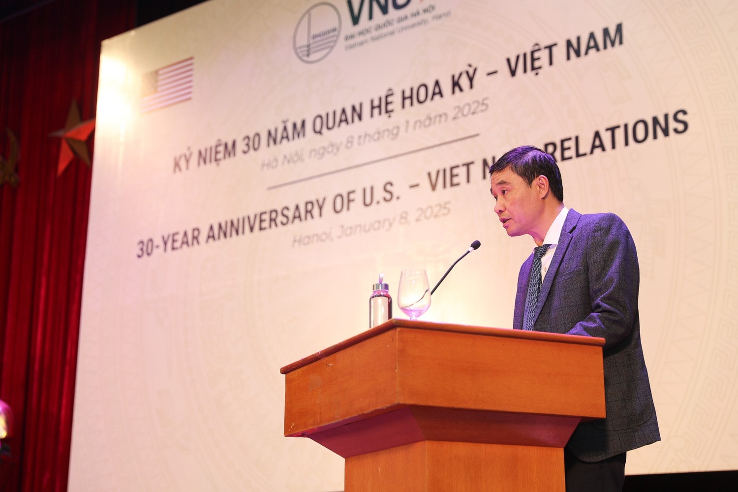 0vnu-pho-giam-doc-dhqghn-nguyen-hoang-hai-4.jpg