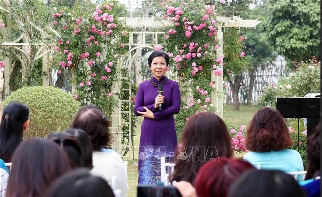 Bà Ngô Phương Ly, Phu nhân Tổng Bí thư Tô Lâm phát biểu chúc mừng Nhóm Phụ nữ Cộng đồng ASEAN tại Hà Nội nhân dịp năm mới. Ảnh: Phạm Kiên/TTXVN