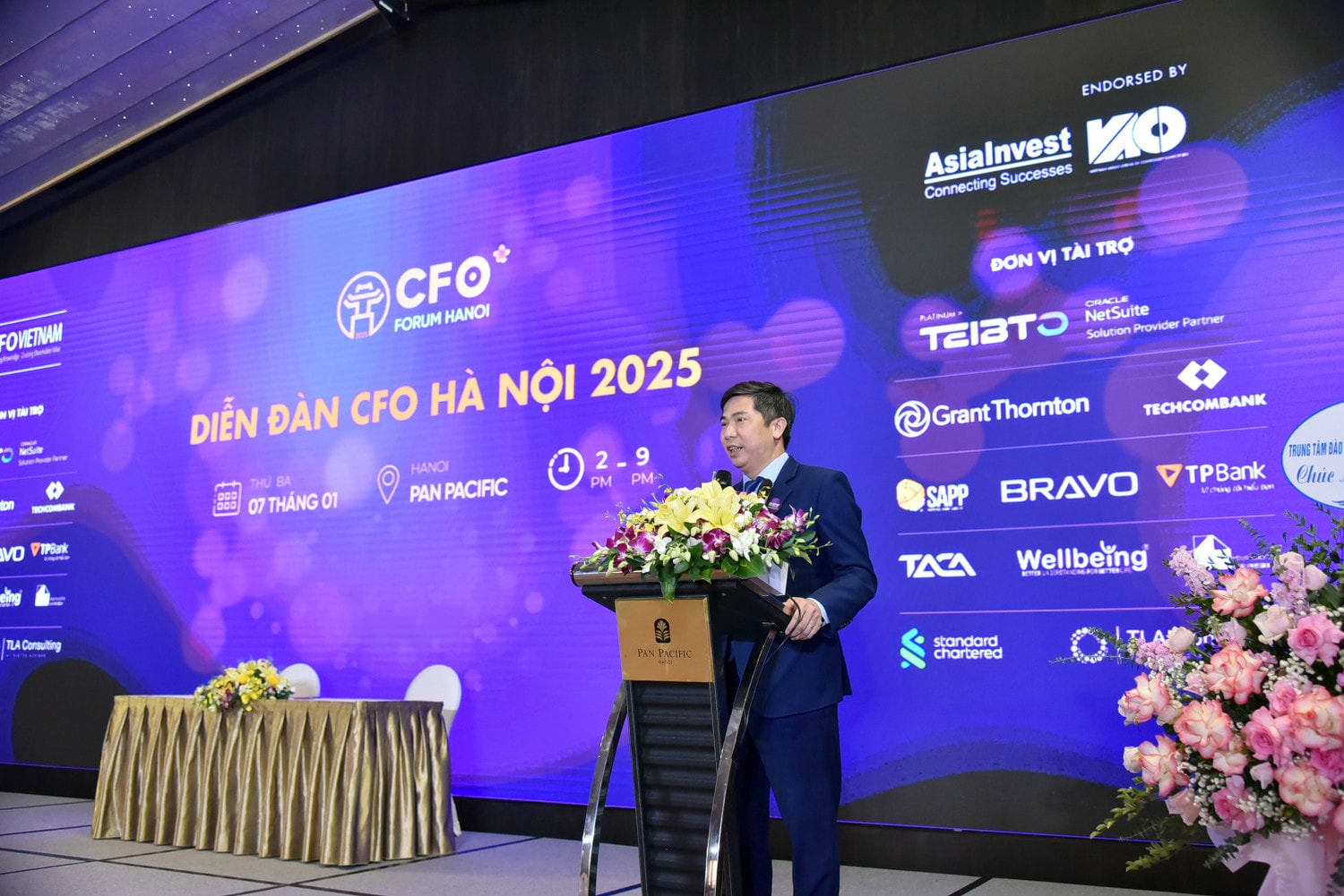 hvcfo1.jpg