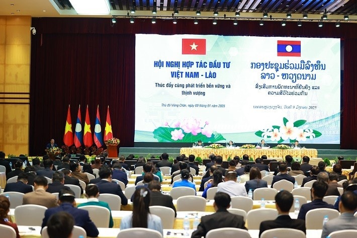 Tham dự hội nghị còn có Đại diện Lãnh đạo các Bộ ngành hai Chính phủ; Đại diện cộng đồng các doanh nghiệp, nhà đầu tư hai nước tham dự Hội nghị