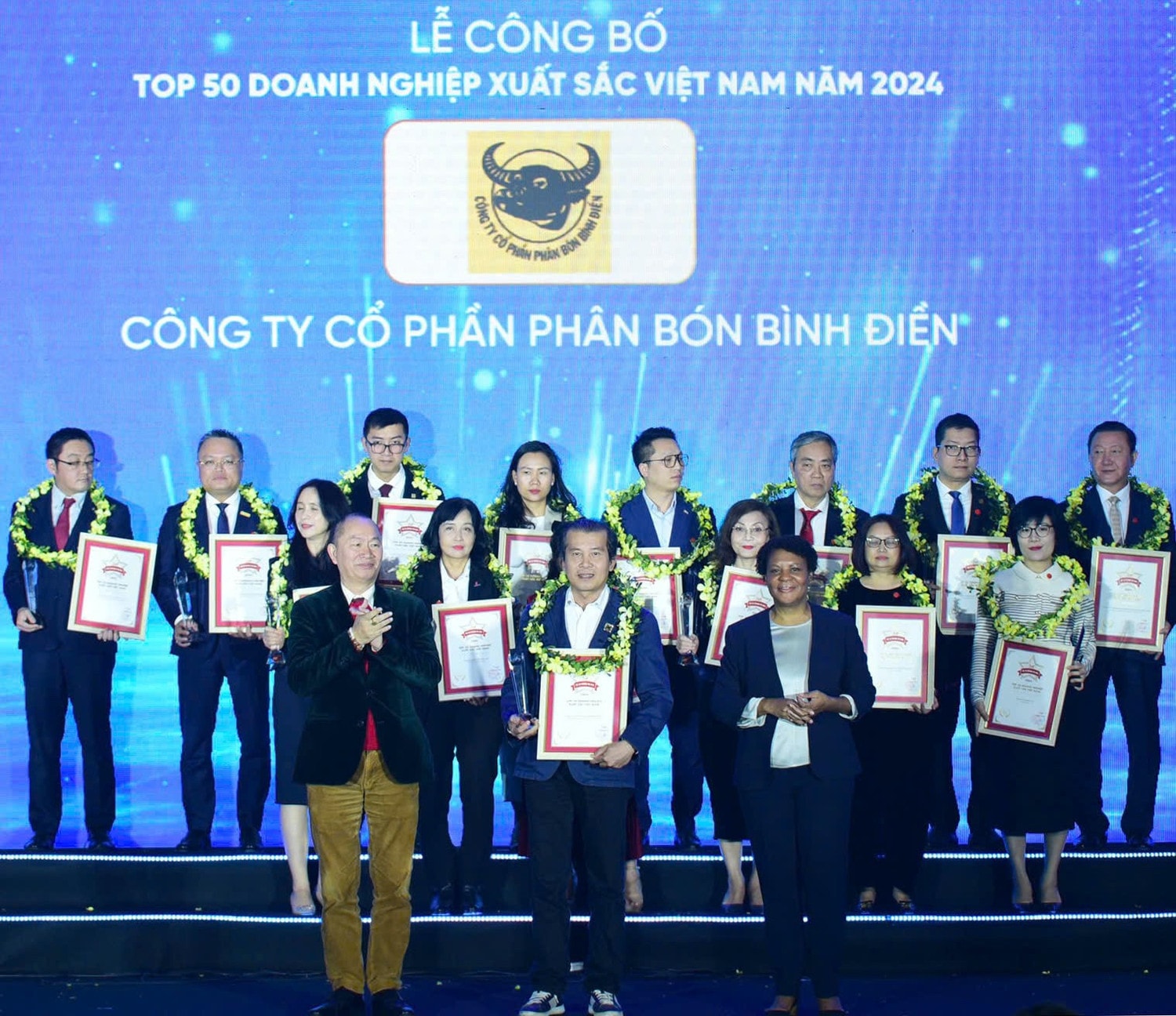 z6211114475733-6364612ec058ef68bdae3d077352bef0.jpg