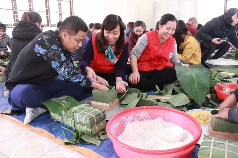 Efforts made to ensure social welfare for all on Tet. (Illustrative photo. baohoabinh.com.vn) efforts-made-to-ensure-social-welfare-for-all-on-tet-20250108232334.jpg