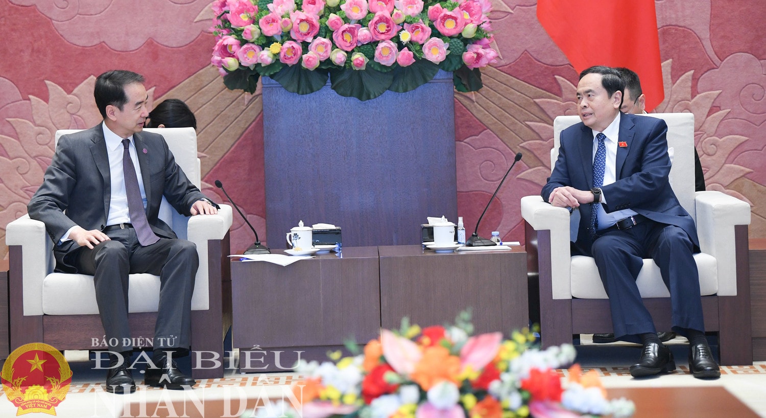 Chủ tịch Quốc hội Trần Thanh Mẫn tiếp Đại sứ đặc mệnh toàn quyền nước Cộng hòa nhân dân Trung Hoa tại Việt Nam Hà Vĩ. Ảnh: Lâm Hiển