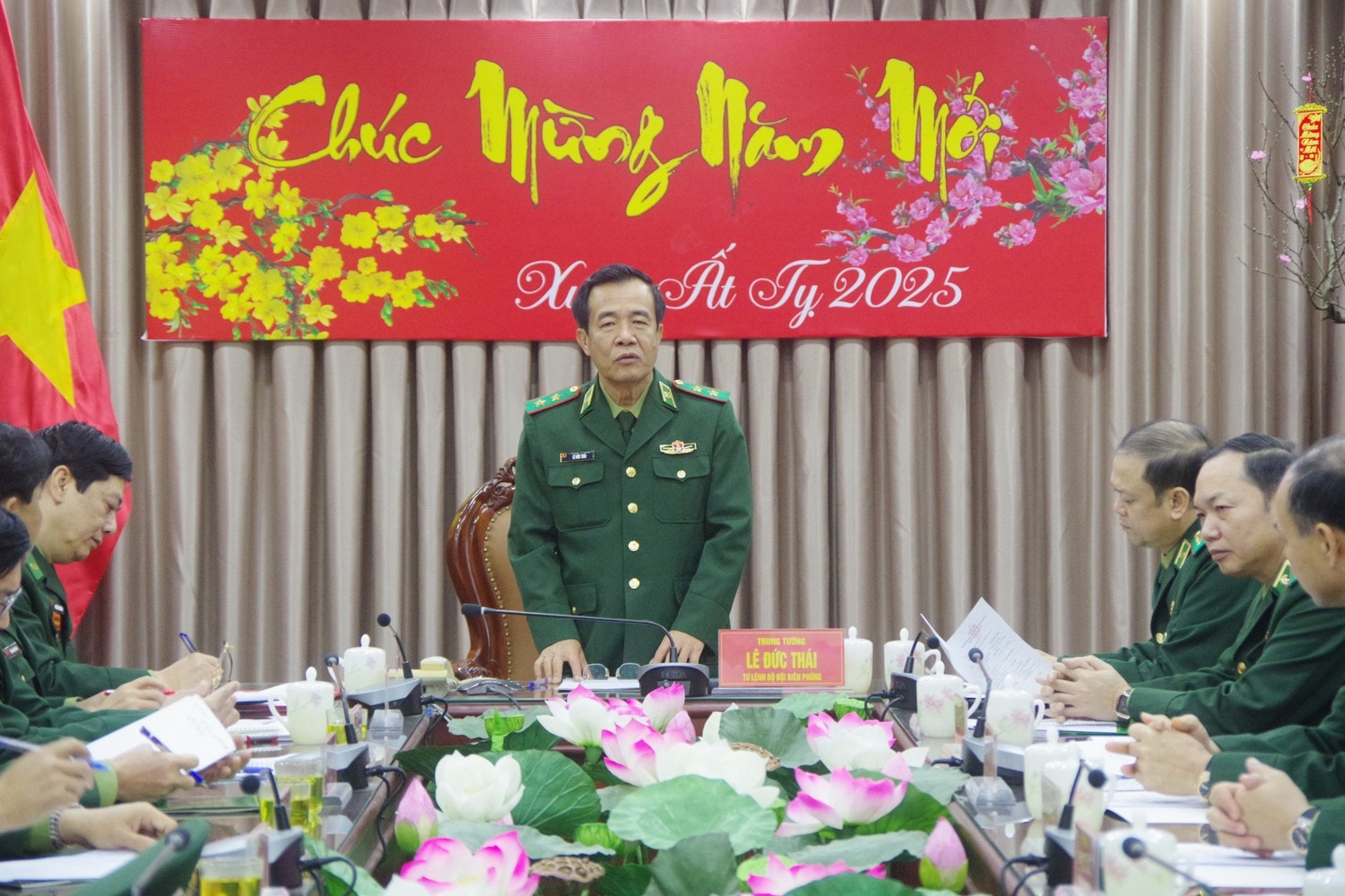 trung-tuong-le-duc-thai-phat-bieu-dong-vien-can-bo-chien-si-bdbp-tinh-lao-cai.jpg