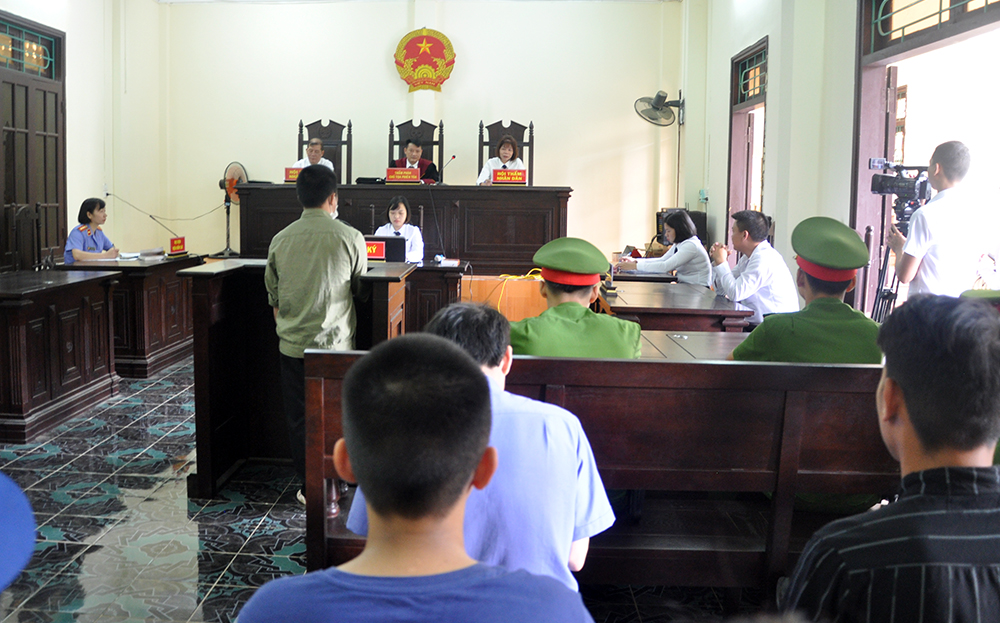 Đối tượng phạm tội người dân tộc thiểu số huyện Trạm Tấu, Yên Bái được trợ giúp pháp lý tại phiên tòa