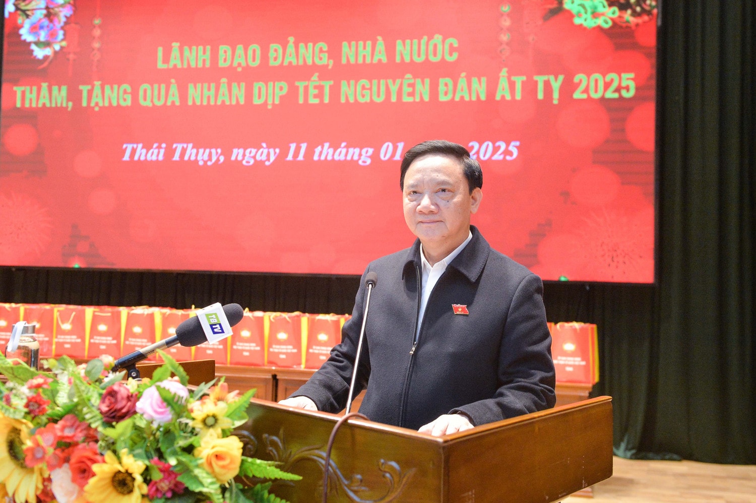 pho-chu-tich-qh-nguyen-khac-dinh-phat-bieu-tai-huyen-thai-thuy-thai-binh.jpg