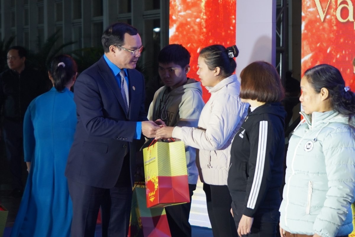 cho-tet-hai-phong-8.jpg