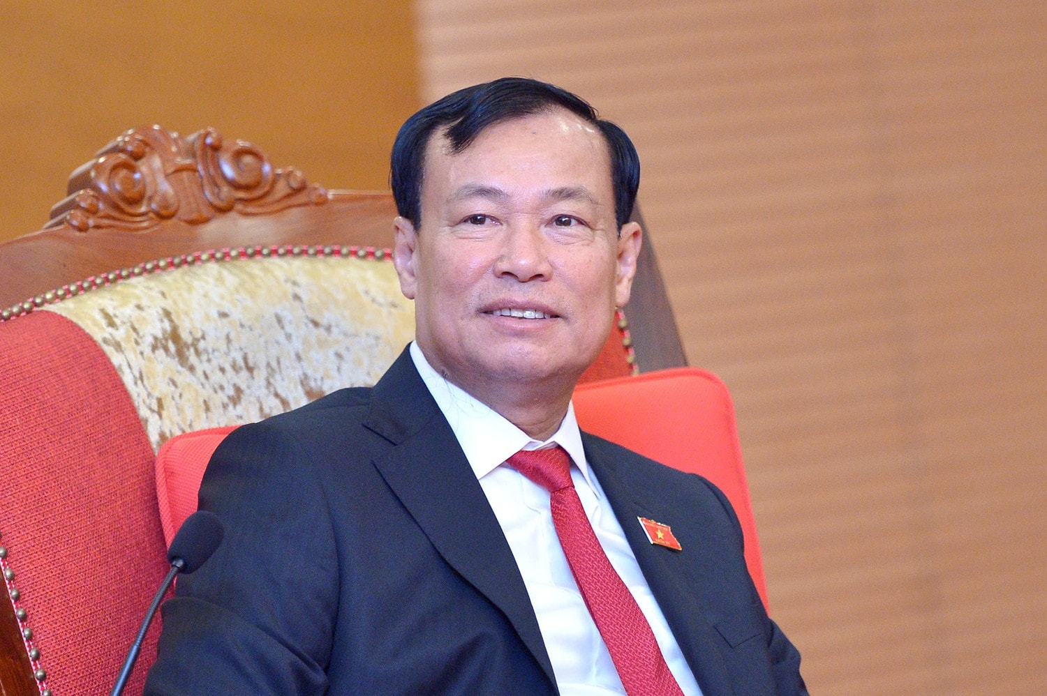 Chủ nhiệm Ủy ban Quốc phòng và An ninh, Trung tướng Lê Tấn Tới phát biểu
