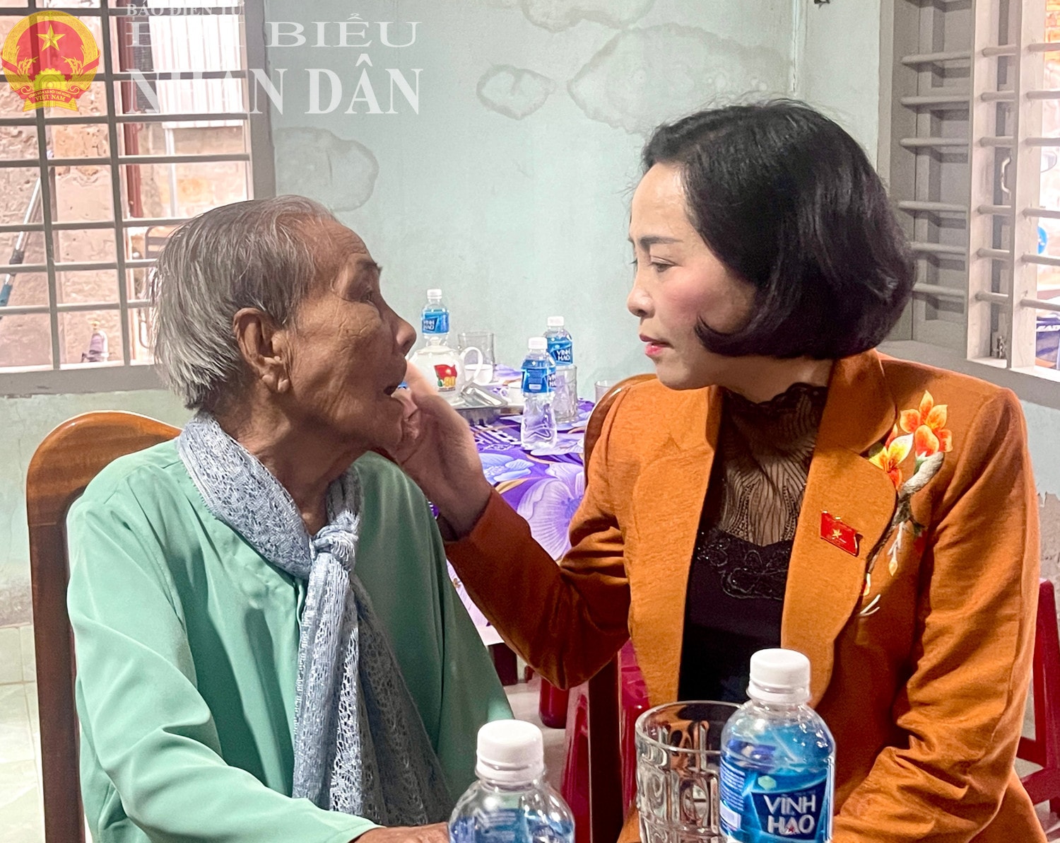 Phó Chủ tịch Quốc hội Nguyễn Thị Thanh thăm, tặng quà Tết cho Mẹ Việt Nam anh hùng Lương Thị Con tại TP. Phan Thiết