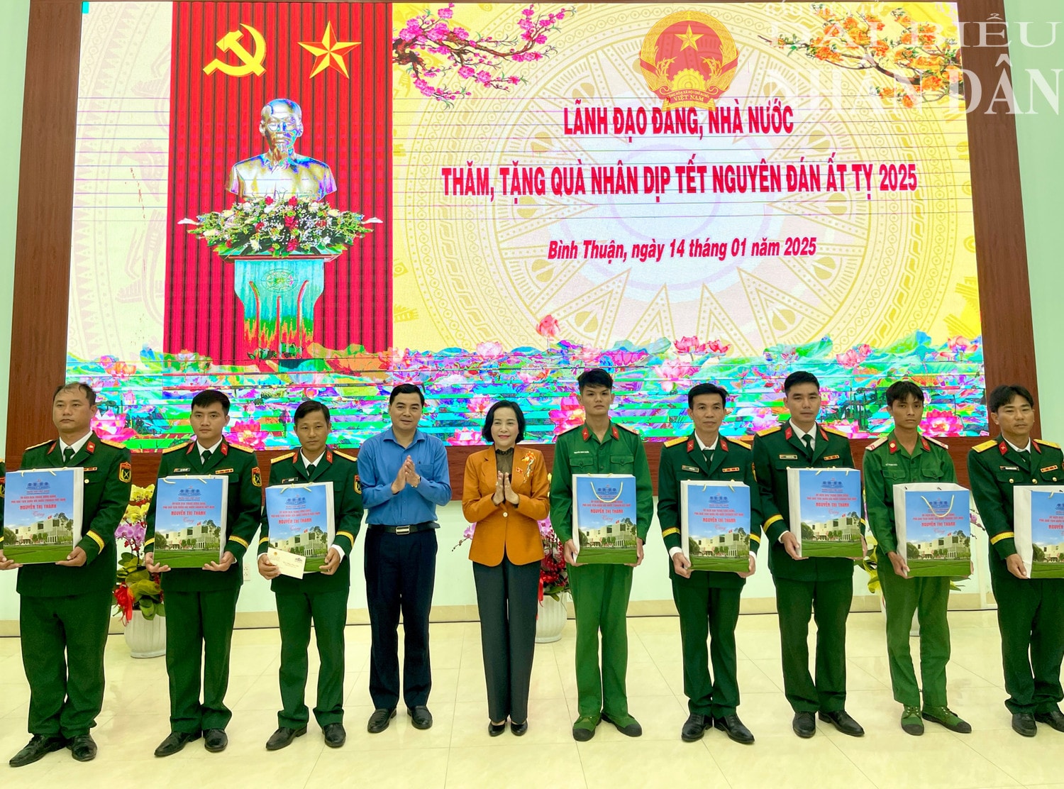 Phó Chủ tịch Quốc hội Nguyễn Thị Thanh đánh giá cao kết quả của cán bộ, chiến sĩ Bộ Chỉ huy quân sự tỉnh Bình Thuận trong năm 2024