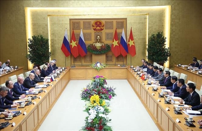 Thủ tướng Phạm Minh Chính hội đàm với Thủ tướng Liên bang Nga Mikhail Vladimirovich Mishustin. Ảnh: Dương Giang/TTXVN