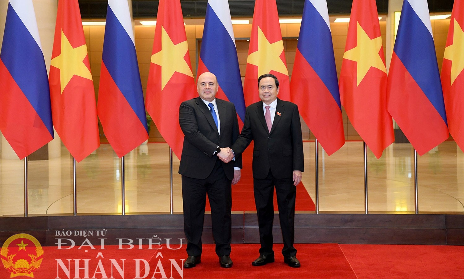 Chủ tịch Quốc hội Trần Thanh Mẫn và Thủ tướng Liên bang Nga Mikhail Mishustin. Ảnh: Lâm Hiển