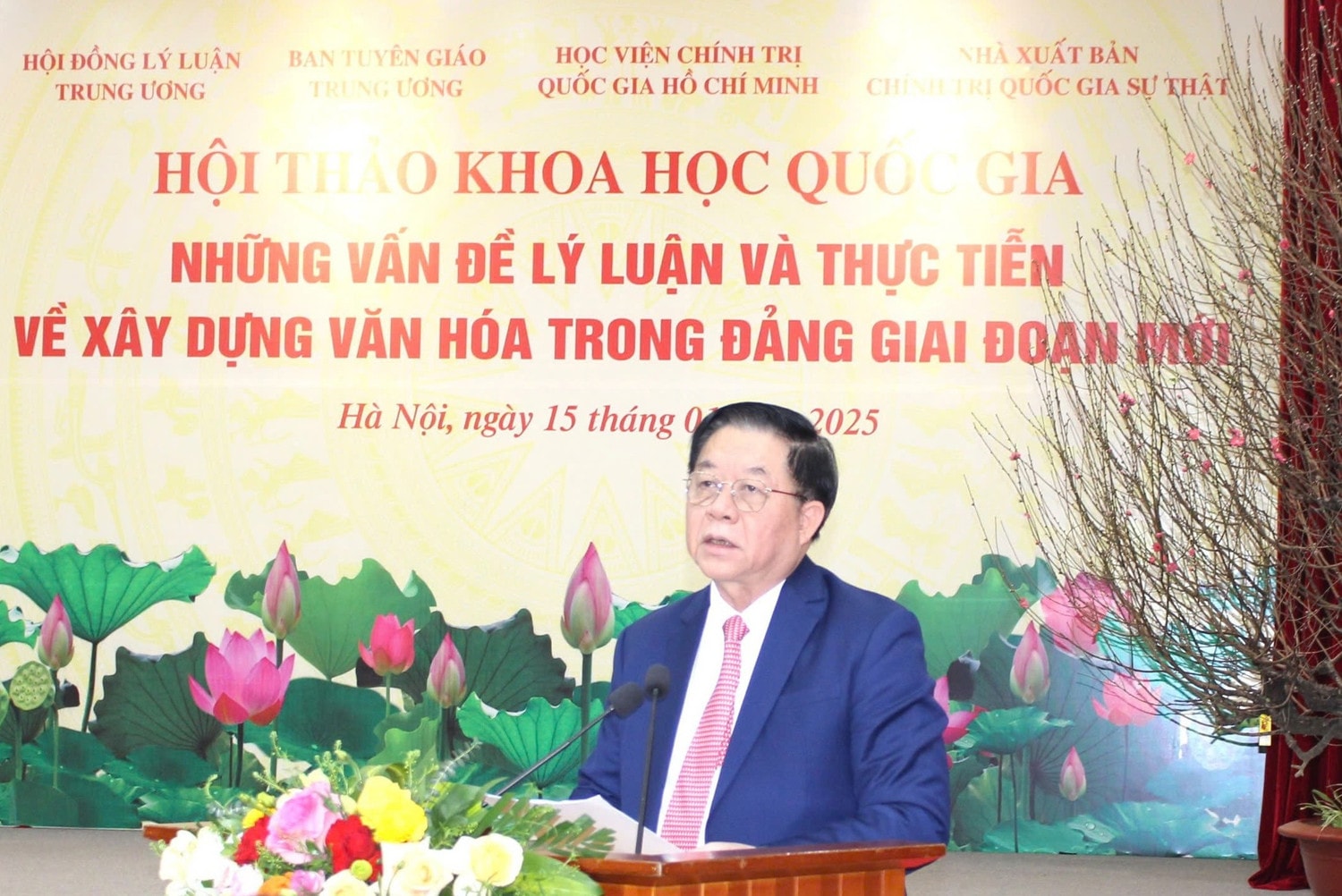 v1-5821.jpg
