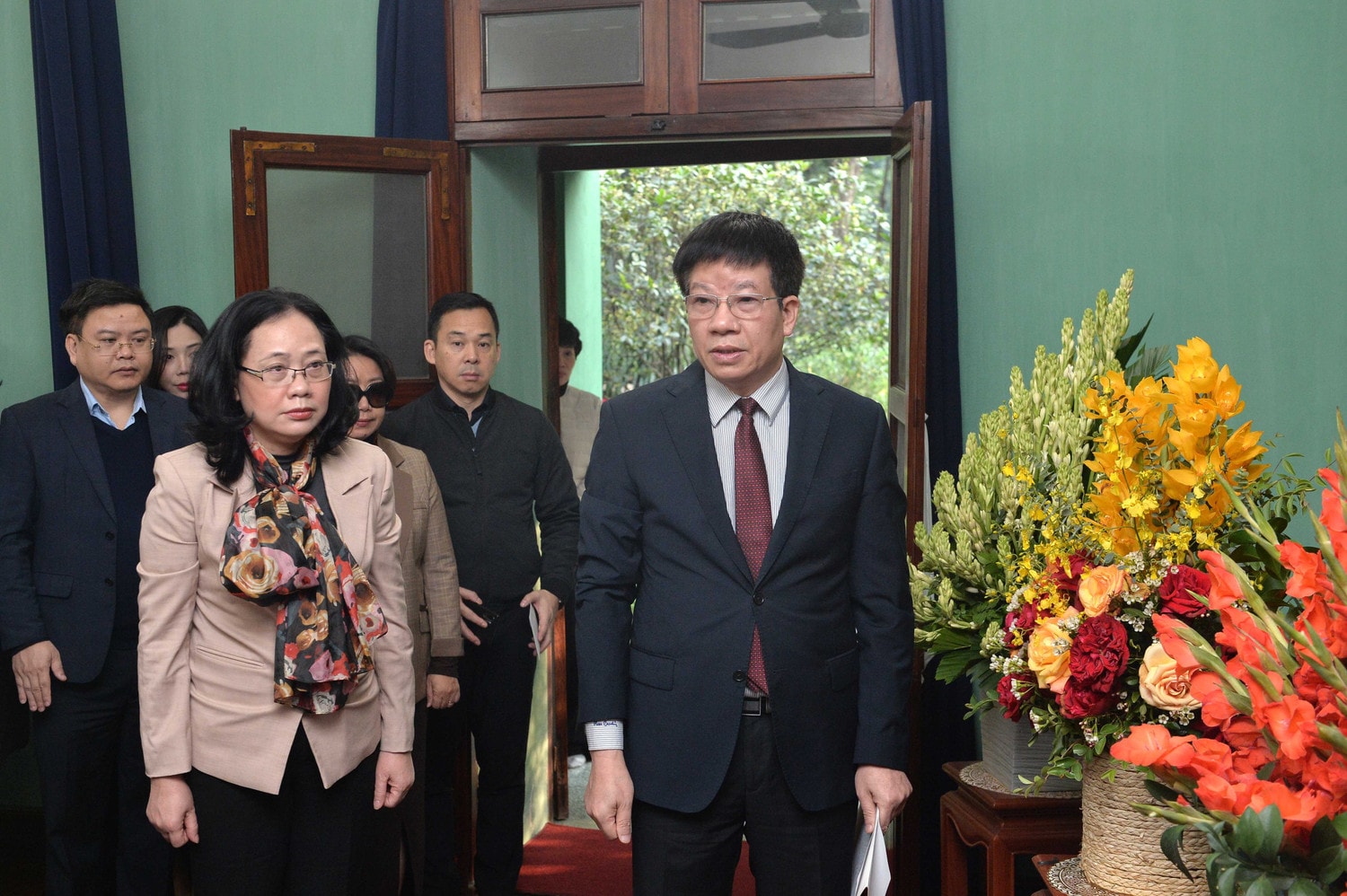 Phó Chủ nhiệm Văn phòng Quốc hội Phạm Đình Toản báo công với Chủ tịch Hồ Chí Minh về kết quả thực hiện nhiệm vụ năm 2024