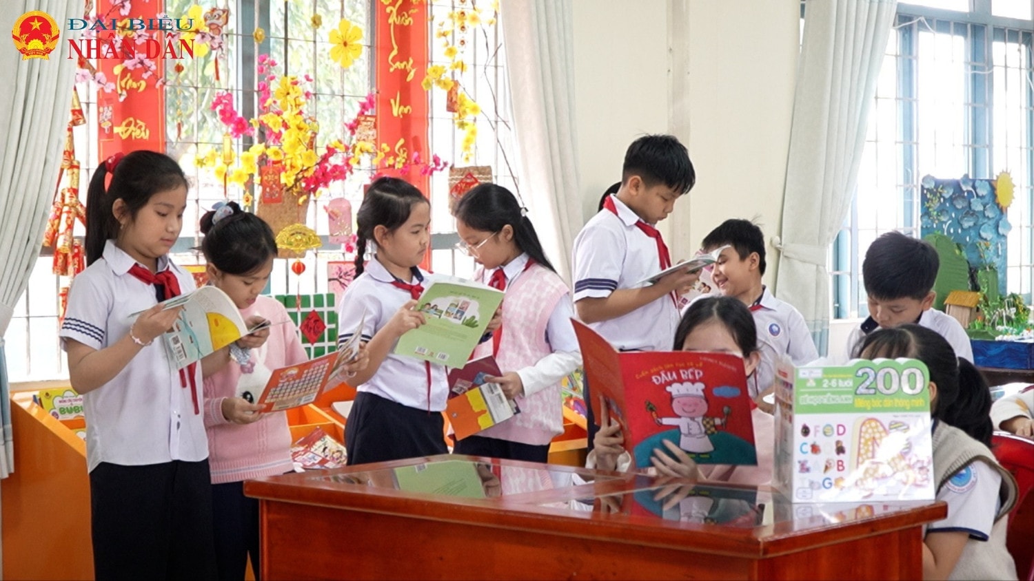 thu-vien00-15-35-51still007-4178.jpg