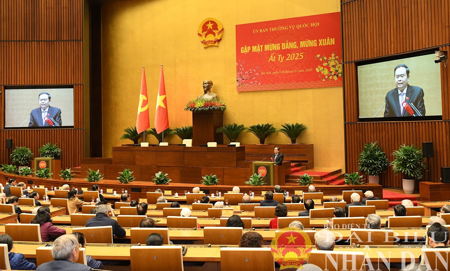 dbnd_br_ctqh-phat-bieu.jpg