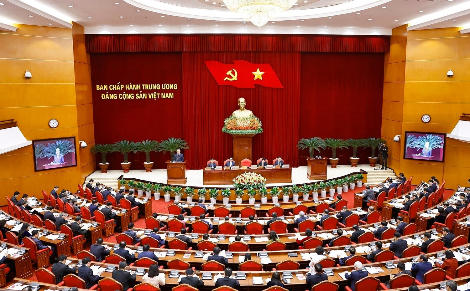 vna-potal-khai-mac-hoi-nghi-ban-chap-hanh-trung-uong-dang-khoa-xiii-7823519.jpg