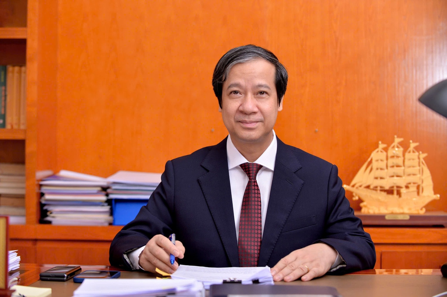 Bộ trưởng Bộ Giáo dục và Đào tạo Nguyễn Kim Sơn