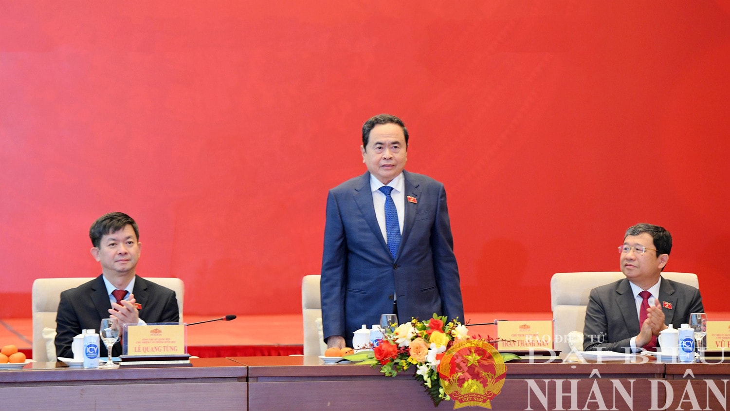 Chủ tịch Quốc hội Trần Thanh Mẫn gặp mặt đại biểu dự Chương trình “Xuân quê hương 2025”. Ảnh: Lâm Hiển