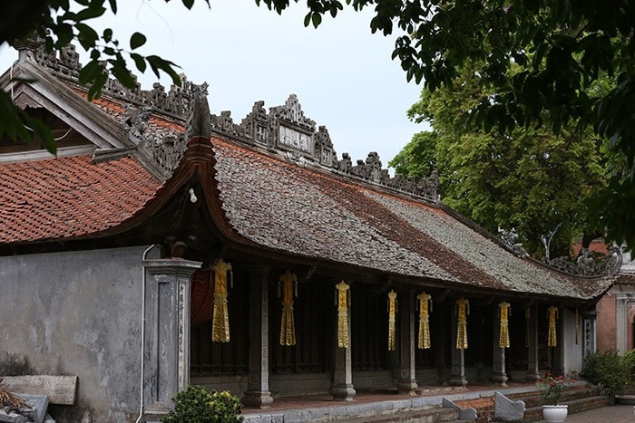10-chua-boi-khe.jpg