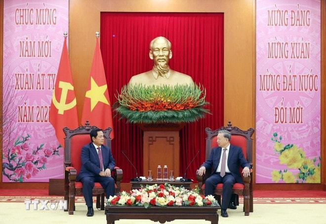 Tổng Bí thư Tô Lâm tiếp Ủy viên Ban Thường vụ Trung ương CPP, Phó Chủ tịch thứ Nhất Thượng viện Campuchia Ouch Borith. Ảnh: Thống Nhất/TTXVN