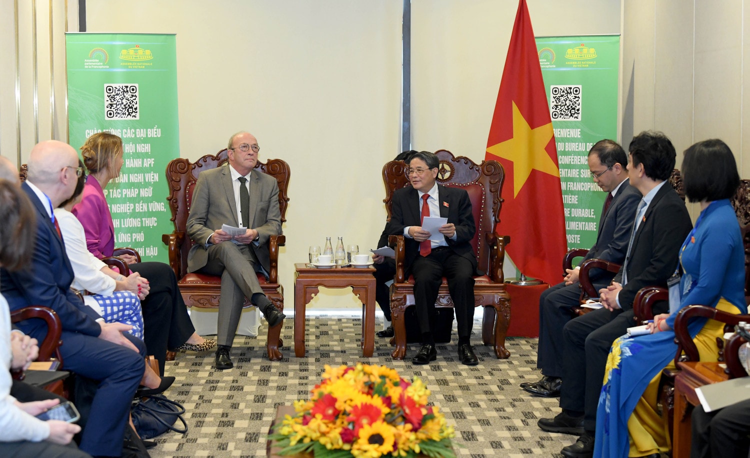 Phó Chủ tịch Quốc hội Nguyễn Đức Hải tiếp Phó Chủ tịch Liên minh nghị viện Pháp ngữ, nghị sĩ Nghị viện vùng Wallonie (Bỉ) Jean-Paul Wahl. Ảnh: Lâm Hiển