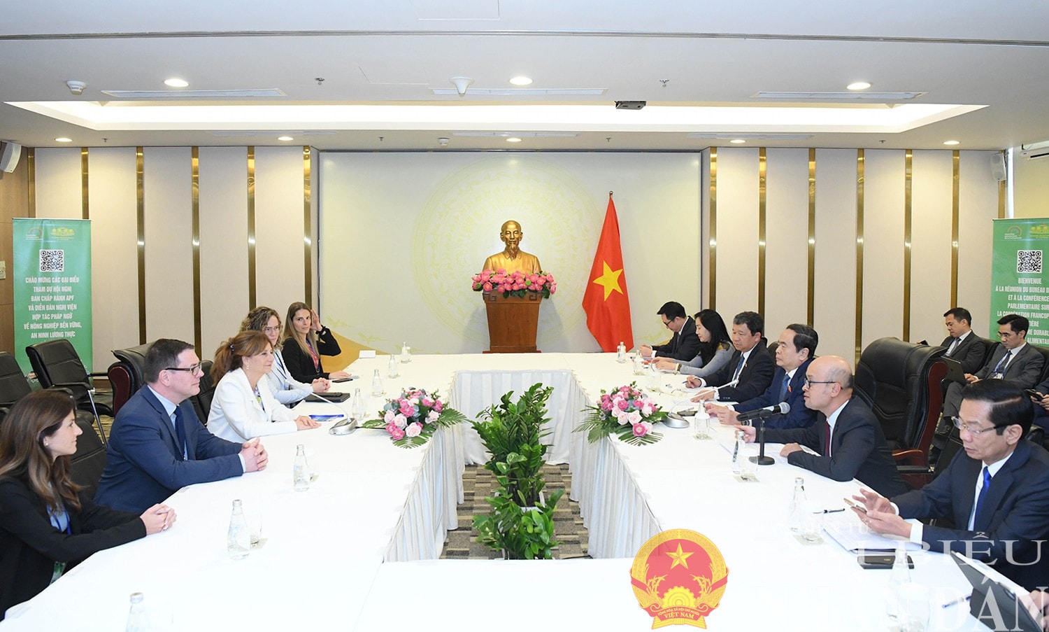 Chủ tịch Quốc hội Trần Thanh Mẫn tiếp Phó Chủ tịch thứ nhất APF, Chủ tịch Quốc hội bang Québec (Canada) Nathalie Roy. Ảnh: Lâm Hiển