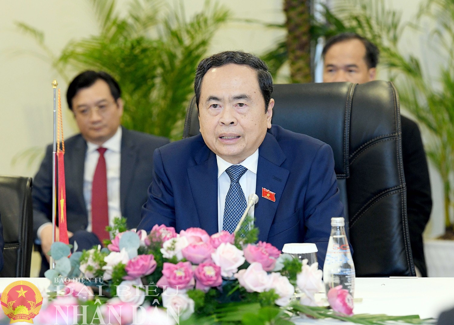 dbnd_bl_tiep-lao.jpg