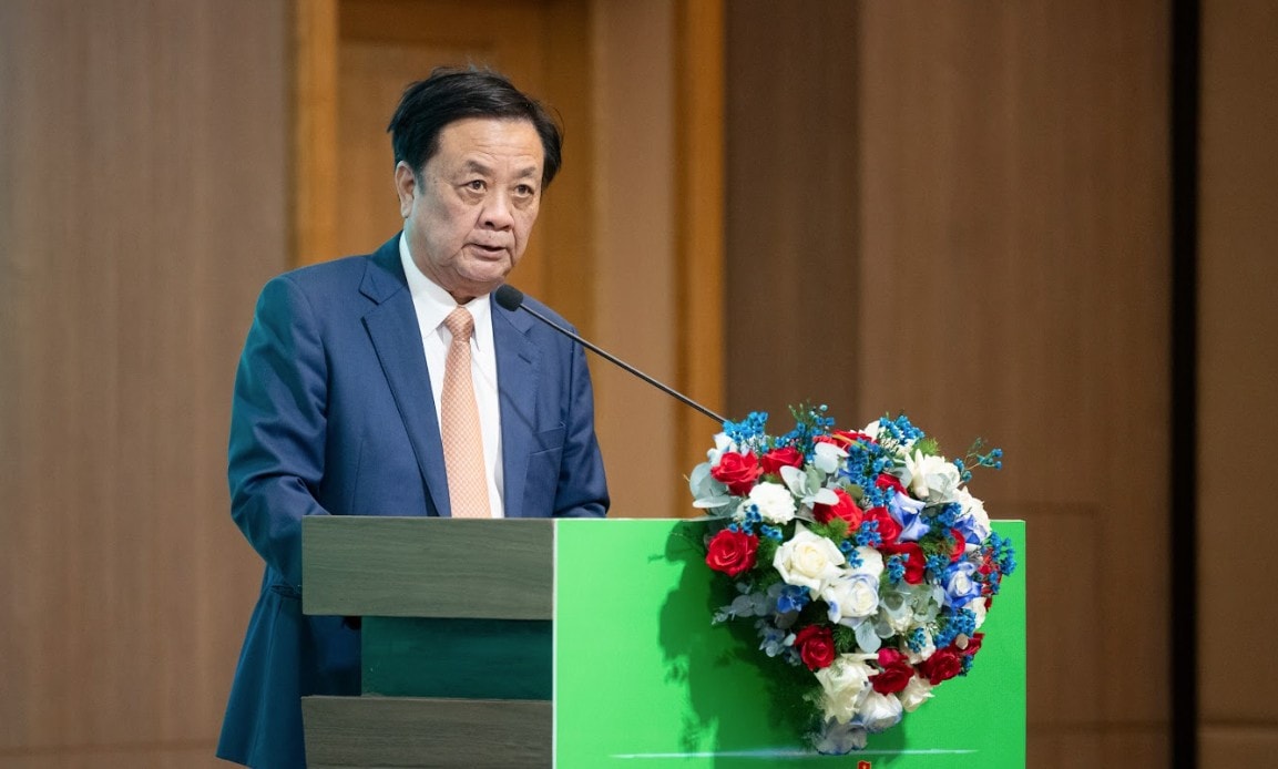 Bộ trưởng Bộ Nông nghiệp và Phát triển Nông thôn Lê Minh Hoan phát biểu tham luận