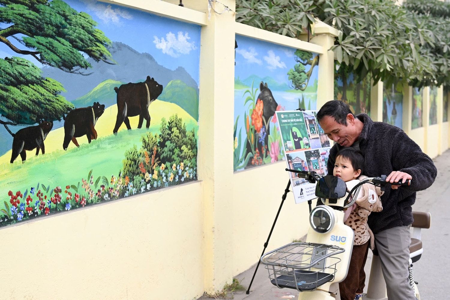 xa-phung-thuong-hien-van-con-hon-80-ca-the-gau-nuoi-nhot.jpg