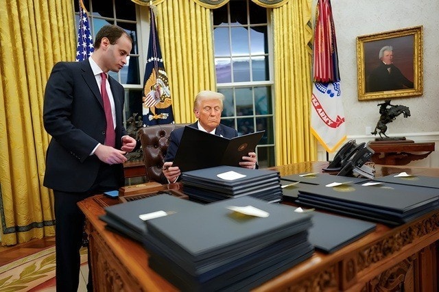 Tổng thống Mỹ Donald Trump đã ký sắc lệnh hành pháp vô hiệu hóa quyền quốc tịch theo nơi sinh hôm 20.1. Ảnh: Washington Post