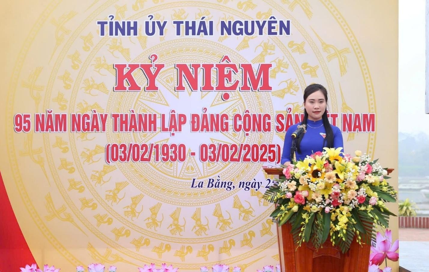 Đảng viên trẻ Đỗ Ngọc Hà, đại diện cho 95 đảng viên trẻ tiêu biểu của tỉnh phát biểu tại Lễ Kỷ niệm