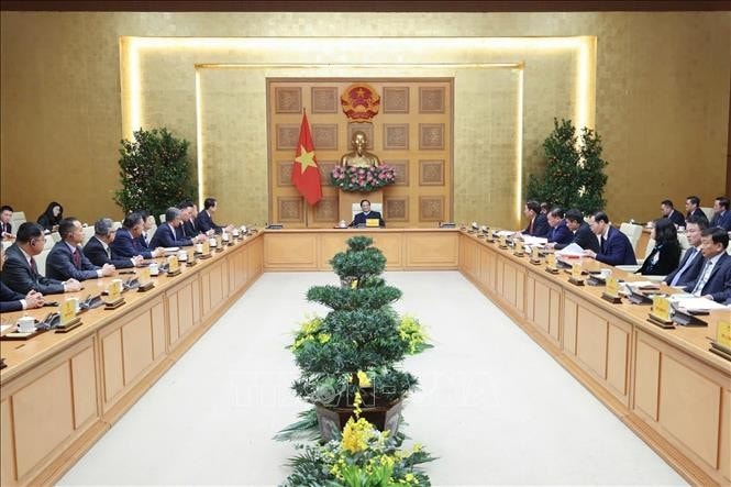 Thủ tướng Phạm Minh Chính tiếp Đại sứ Trung Quốc tại Việt Nam Hà Vĩ. Ảnh: Dương Giang/TTXVN